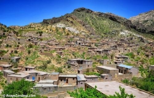 روستای زیبای لایزنگان