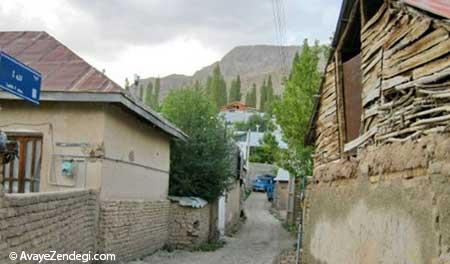  روستای لَزور یکی از قطب‌های گردشگری فیروزکوه 