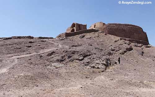 گورستان باستانی زرتشتیان 