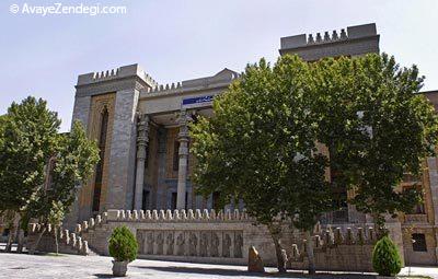 قدم زدن در میدان مشق تهران 
