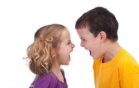 چه کنیم تا بچه‌ها با یکدیگر دعوا نکنند؟