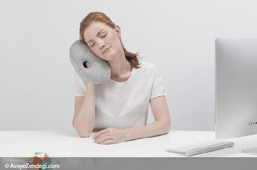 بالشتک Ostrich بازوهای شما را برای خواب کوتاه نرم می کند