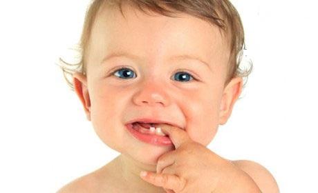 مراقب نخستین دندان های کودکتان باشید