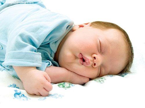 مقدار خواب نوزادتان غیر طبیعی است؟