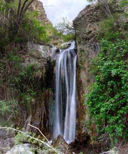  سرزمین آبشارها در جیرفت 