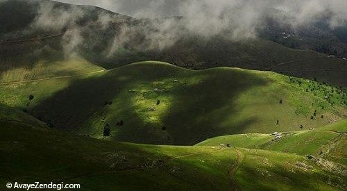 طبیعت جاده اسالم به خلخال در استان گیلان 