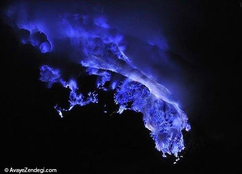  آتشفشانی به رنگ آبی 
