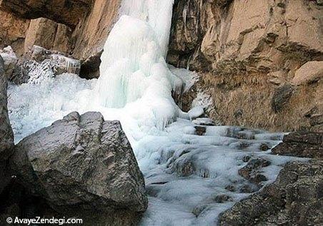  آبشار شاهاندشت؛ آمیزه‎ای از تاریخ و هیجان 