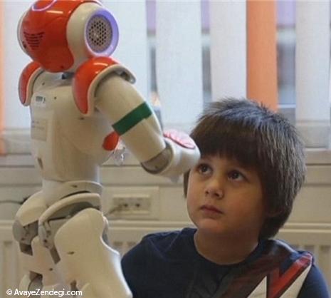 رباتی برای بهبود املای دانش‌آموزان