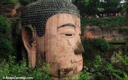 مجسمه اسرارآمیز بودای بزرگ در کوه داگوانگ مینگ چین