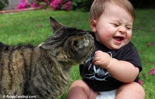 عکس های جالب و دوست داشتنی کودک و گربه