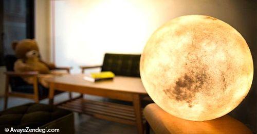 آوردن ماه از آسمان به درون اتاق 