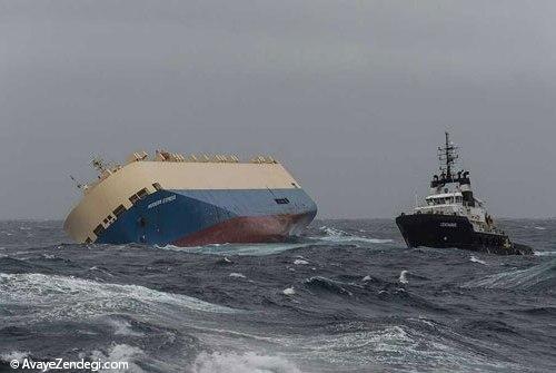 کشتی مدرن اکسپرس غرق شد