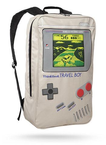با این کوله پشتی به دنیای Game Boy سفر کن